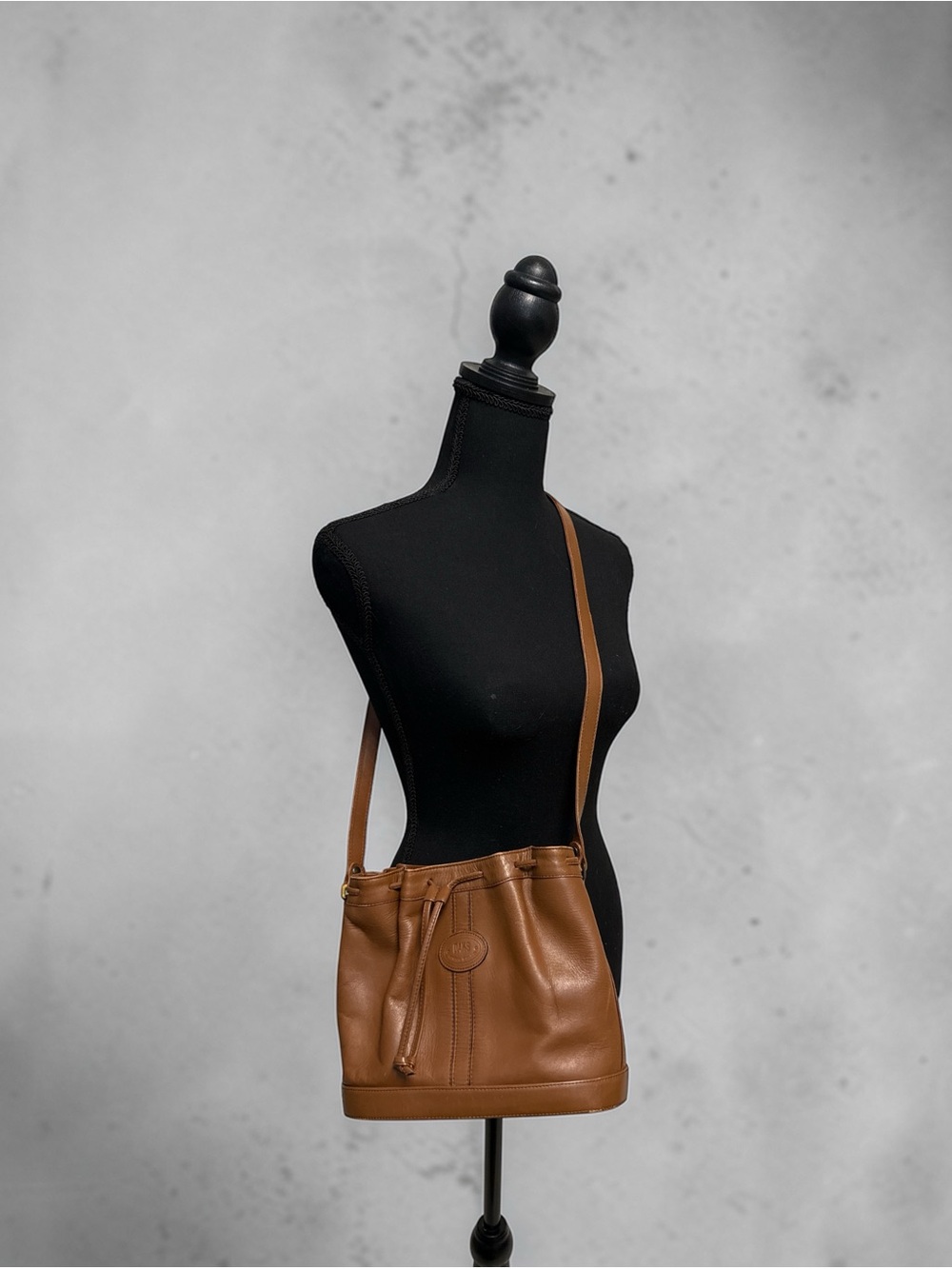 Tan Leather Bucket Crossbody Bag with Adjustable Strap